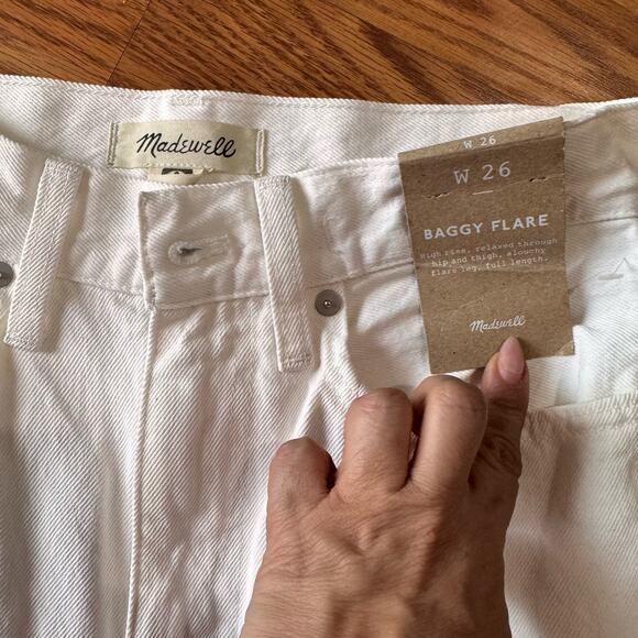 Madewell white high rise Baggy Flare Jeans size 26/US Small - Picture 8 of 13